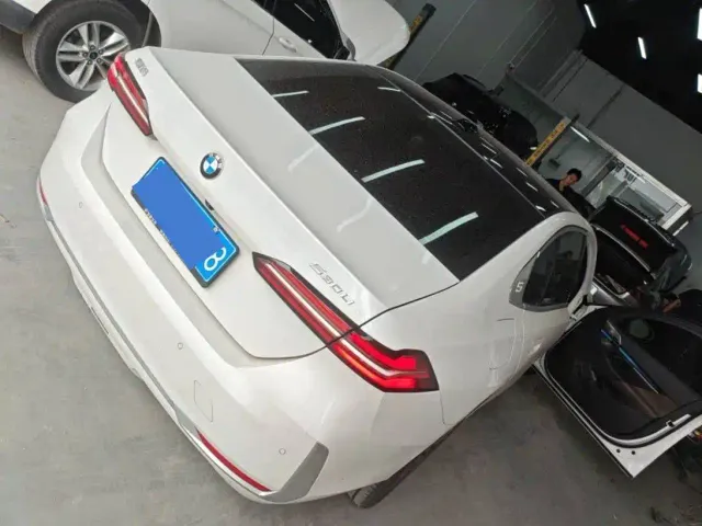 BMW 5 Series — Фото автомобиля 7