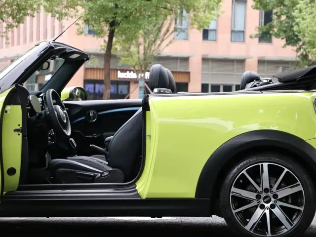 MINI Hatch — Фото автомобиля 29