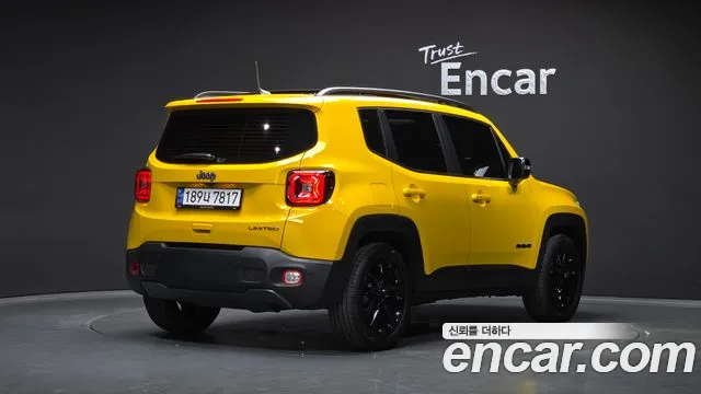 Jeep Renegade — Фото автомобиля 2