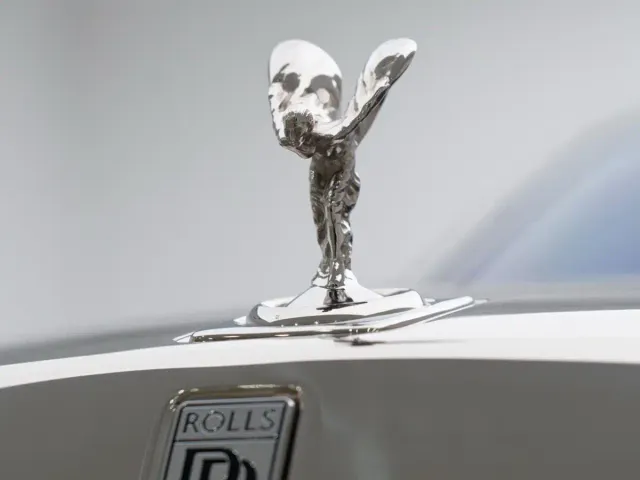 Rolls-Royce Phantom — Фото автомобиля 7