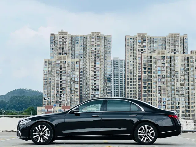 Mercedes-Benz S-Class — Фото автомобиля 12