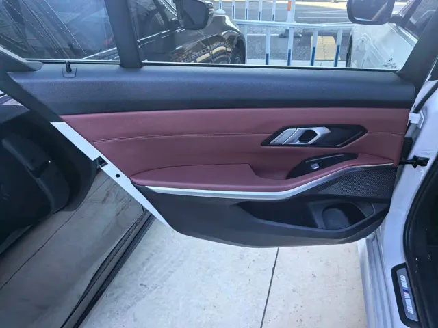 BMW 3 Series — Фото автомобиля 11