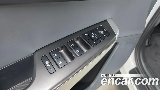 Kia EV6 — Фото автомобиля 24