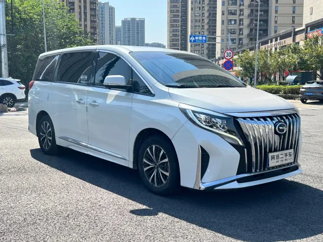 GAC Trumpchi M8 — Фото автомобиля 3