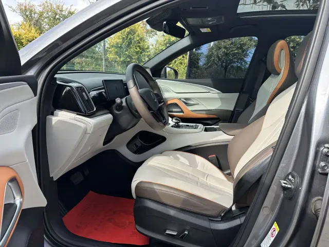 BYD Song Pro — Фото автомобиля 7