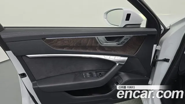 Audi A6 C8 — Фото автомобиля 13