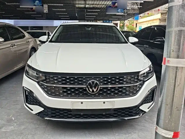Volkswagen Lavida — Фото автомобиля 2