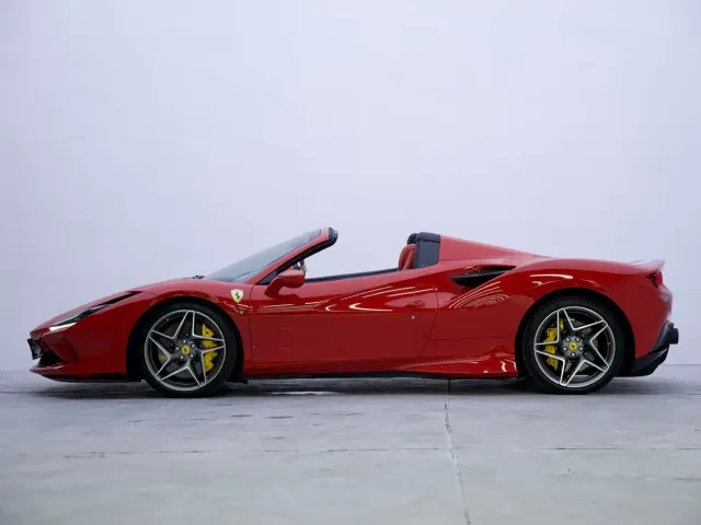 Ferrari F8 — Фото автомобиля 4