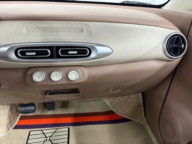 Wuling Motors Hongguang MINIEV 2025 4-Door Advanced — Фото автомобиля 16