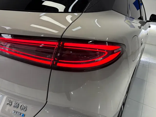 BYD Sealion 06 — Фото автомобиля 19
