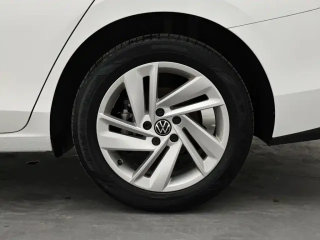 Volkswagen Lamando — Фото автомобиля 9