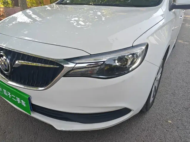 Buick Excelle — Фото автомобиля 23