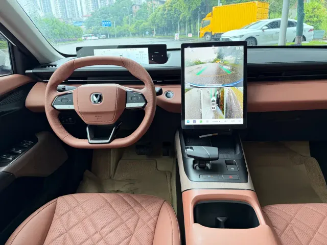 Changan Eado — Фото автомобиля 10
