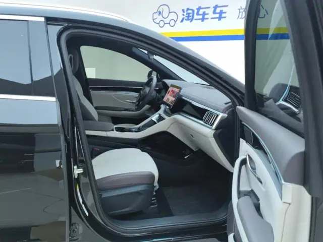 BYD Song PLUS — Фото автомобиля 8
