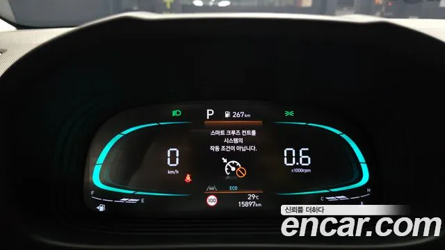 Hyundai Venue — Фото автомобиля 8
