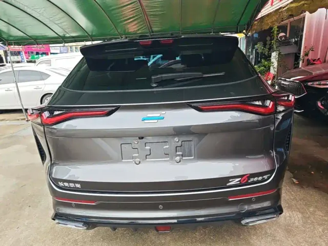 Changan Z6 — Фото автомобиля 5