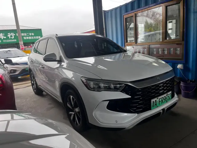 BYD Song Pro — Фото автомобиля 3