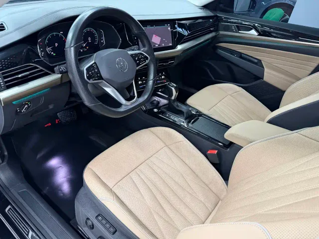 Volkswagen Passat — Фото автомобиля 15