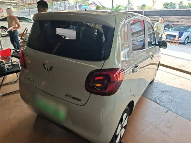 Wuling Hongguang Mini EV — Фото автомобиля 6
