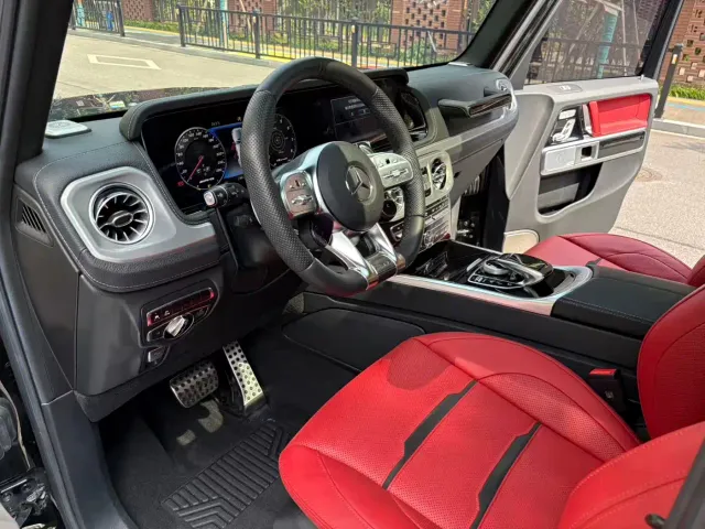 Mercedes-Benz Mercedes-Benz G-Class AMG 2023 AMG G 63 — Фото автомобиля 13
