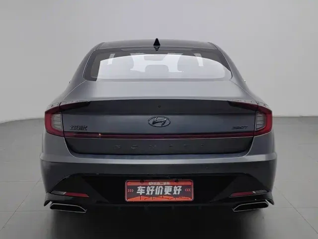 Hyundai Sonata — Фото автомобиля 4