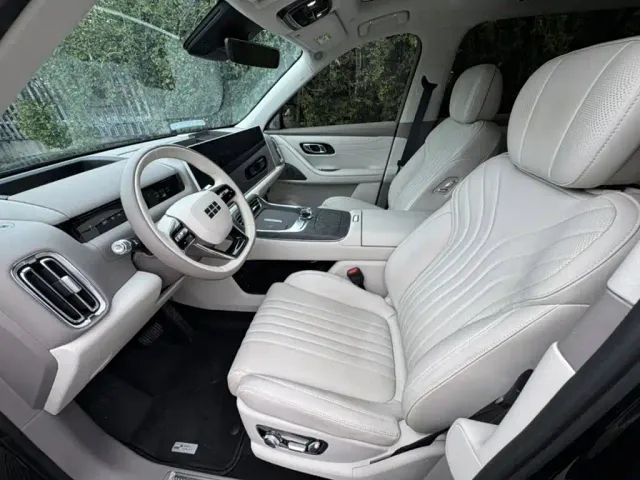Geely Galaxy M9 — Фото автомобиля 14
