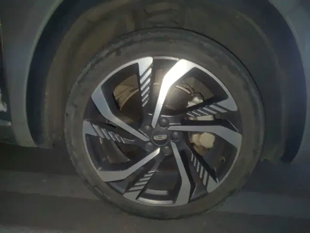 Geely Xingyue L — Фото автомобиля 8