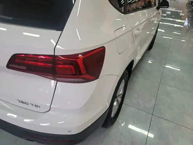 Volkswagen Tharu — Фото автомобиля 7