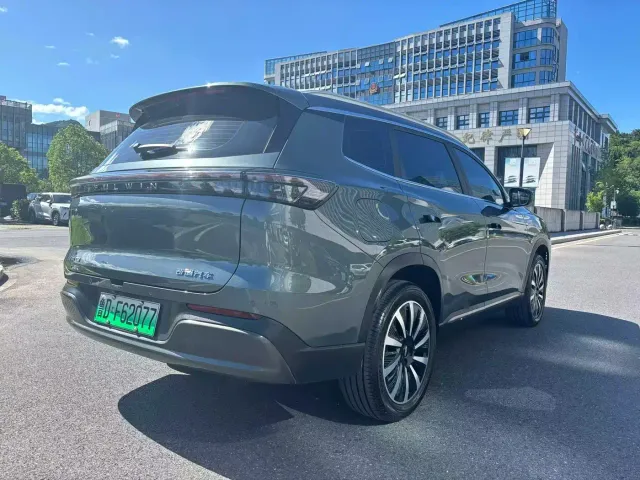 Chery Fengyun T8 — Фото автомобиля 9