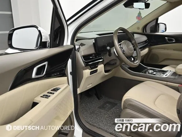 Kia Carnival Generation 4 — Фото автомобиля 11