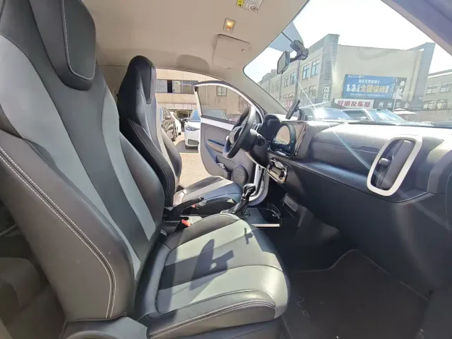 Roewe Clever — Фото автомобиля 7