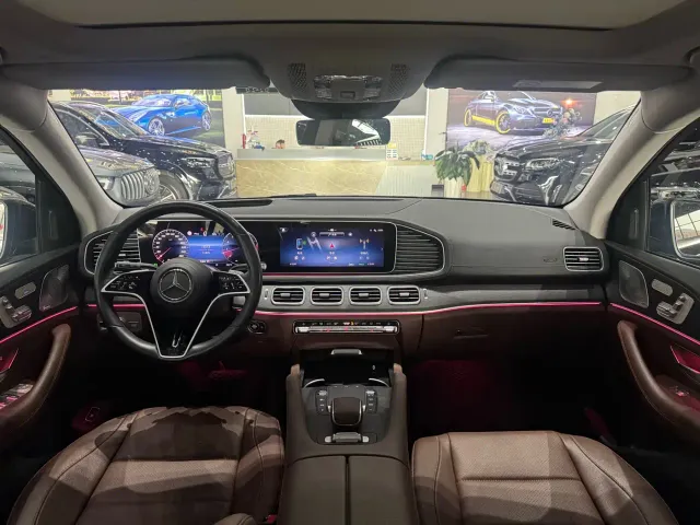 Mercedes-Benz GLE-Class — Фото автомобиля 10