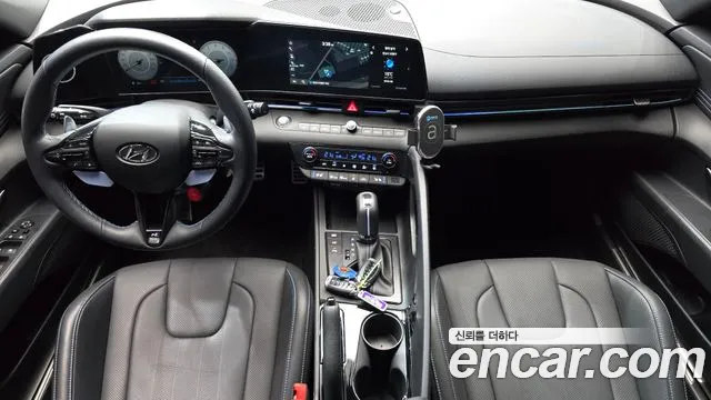 Hyundai Avante CN7 — Фото автомобиля 10