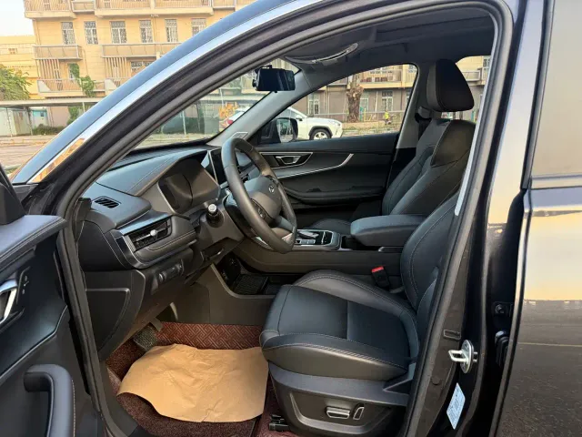 Chery Tiggo 8 — Фото автомобиля 4
