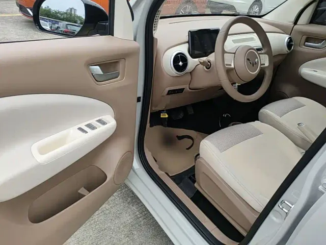 Wuling Hongguang Mini EV — Фото автомобиля 15