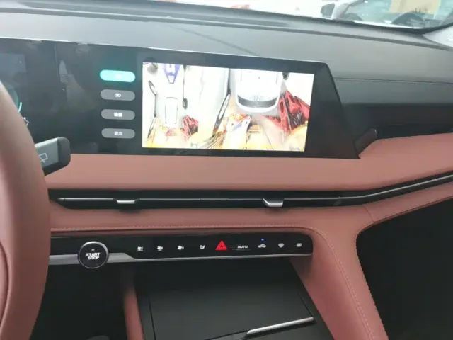 Changan CS75 Plus — Фото автомобиля 12
