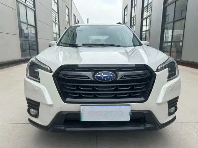 Subaru Forester — Фото автомобиля 2
