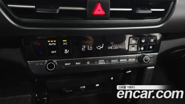 Kia Seltos New — Фото автомобиля 17
