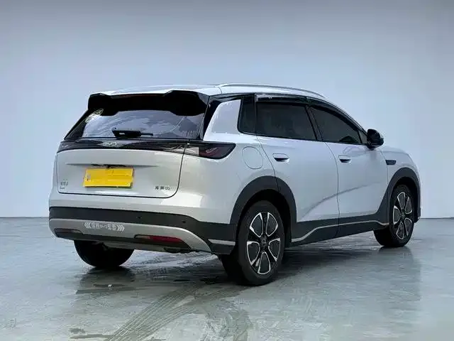 BYD Seal 05 DM-i — Фото автомобиля 6