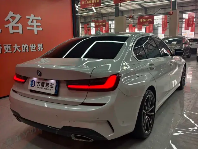 BMW 3 Series — Фото автомобиля 4
