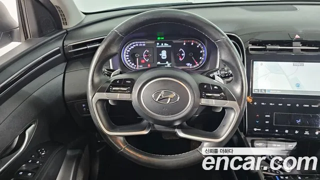 Hyundai Tucson Tucson (NX4) Дизель 2.0 2WD — Фото автомобиля 4