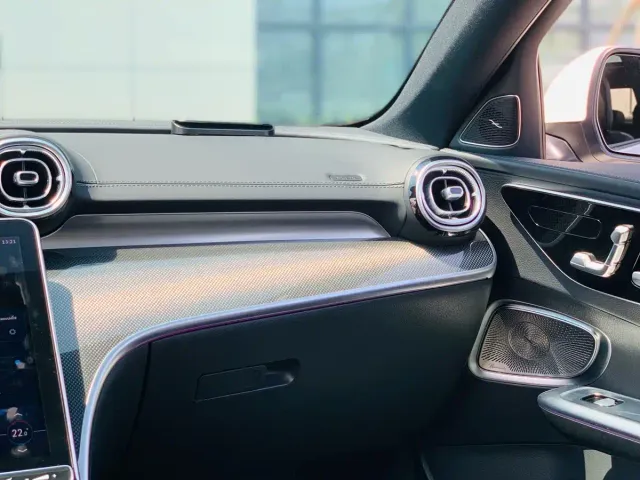 Mercedes-Benz C-Class — Фото автомобиля 8