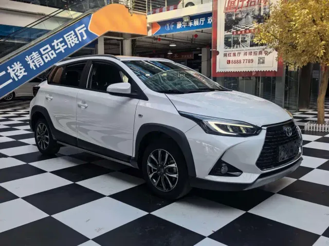 Toyota YARiS L Zhi Xuan — Фото автомобиля 3
