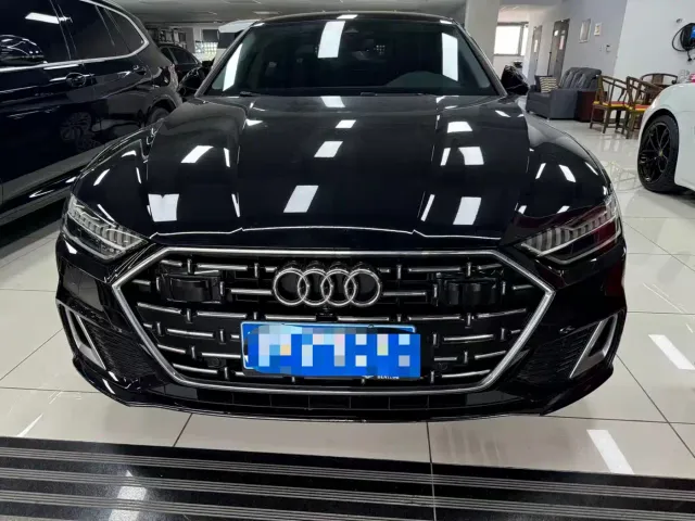 Audi Audi A7L 2024 45TFSI S-line Dream Edition Crystal Package — Фото автомобиля 2