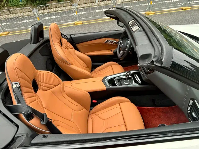BMW Z4 — Фото автомобиля 12
