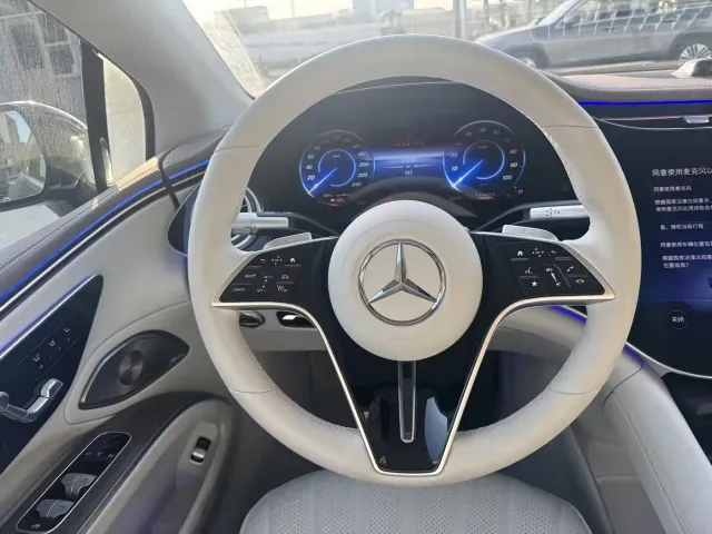 Mercedes-Benz EQS — Фото автомобиля 7