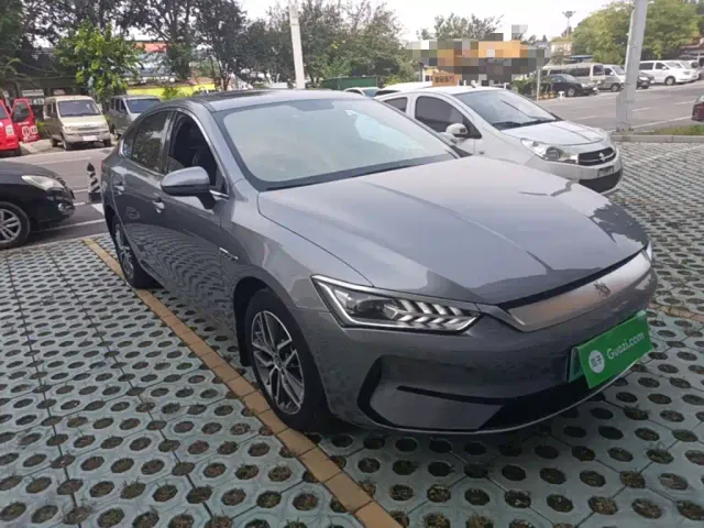 BYD Qin PLUS — Фото автомобиля 3