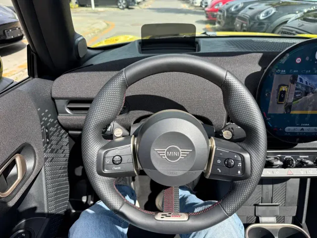 MINI Hatch — Фото автомобиля 12