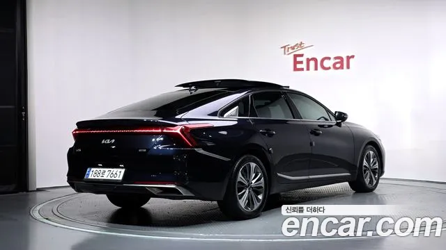 Kia K8 Hybrid — Фото автомобиля 2