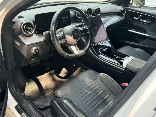 Mercedes-Benz C-Class — Фото автомобиля 2
